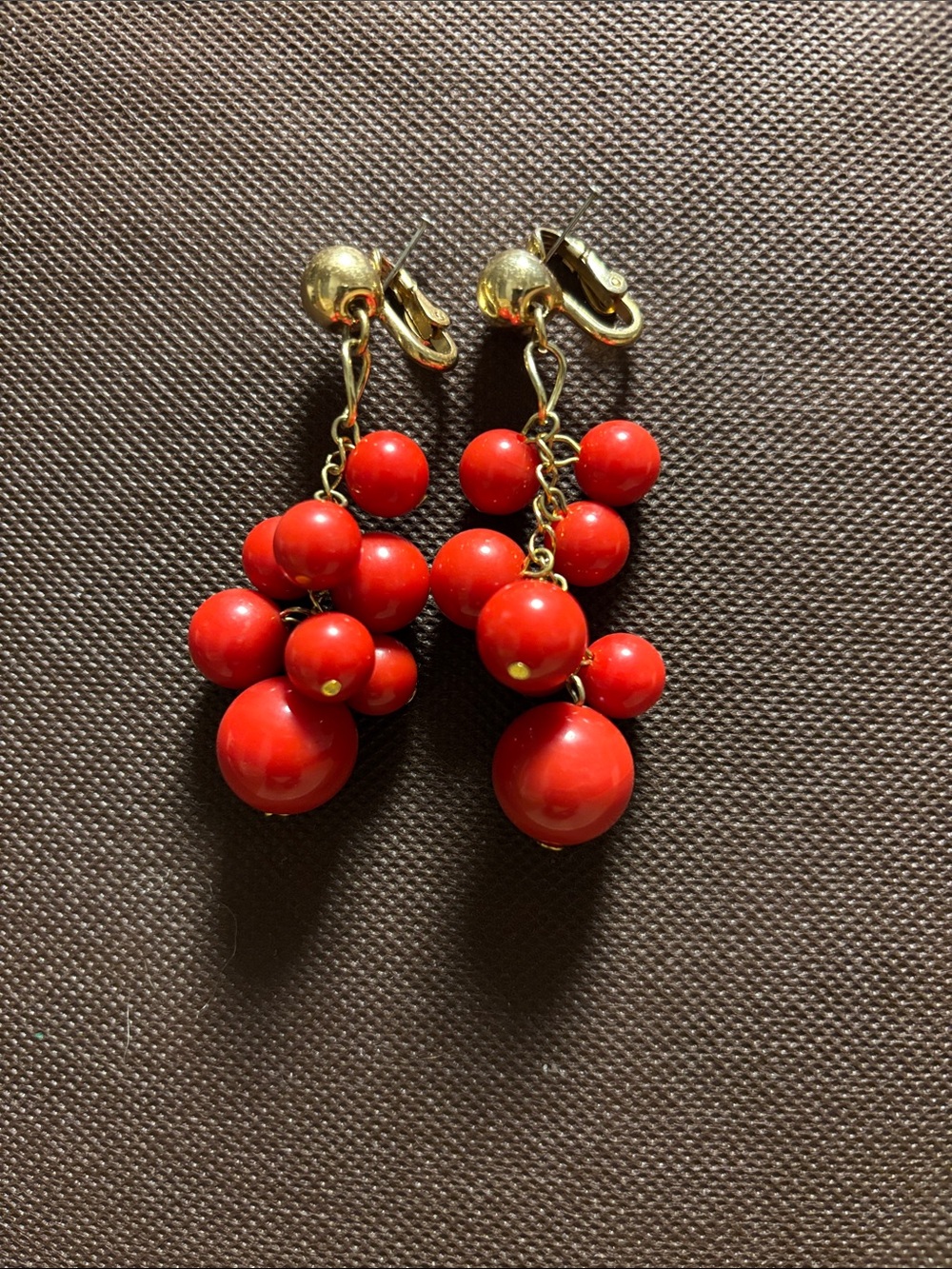 Napier vintage resin bead cluster earrings red